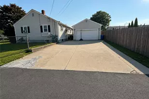 52 Tiffany St, North Providence, RI 02904 - Photo 5
