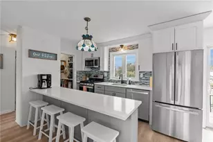17 Clifford Dr, Westerly, RI 02891 - Photo 5