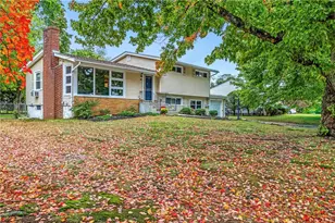 50 Fairfax Dr, Warwick, RI 02888 - Photo 1