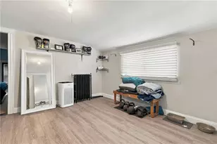 88 Finch Ave, Pawtucket, RI 02860 - Photo 15