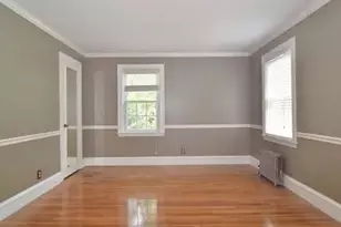 15 Mission Pl, Providence, RI 02908 - Photo 5