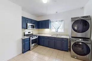 51 Barrows St, Providence, RI 02909 - Photo 9