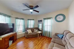 51 Barrows St, Providence, RI 02909 - Photo 7
