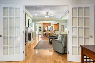 19 Classic Ct, North Kingstown, RI 02852 - Photo 17