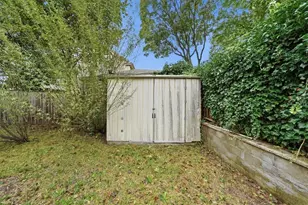 234 5th St, Providence, RI 02906 - Photo 19