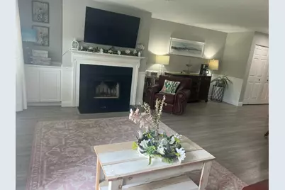46 Lawton Brook Lane, Portsmouth, RI 02871 - Photo 5
