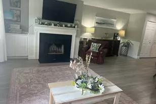 46 Lawton Brook Ln, Portsmouth, RI 02871 - Photo 5
