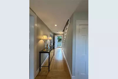 58 Eustis Avenue, Newport, RI 02840 - Photo 9