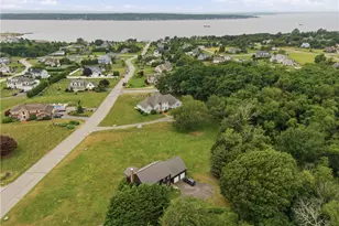 121 King Charles Dr, Portsmouth, RI 02871 - Photo 49