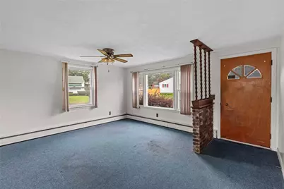 53 Fairgreen Drive, West Warwick, RI 02893 - Photo 3
