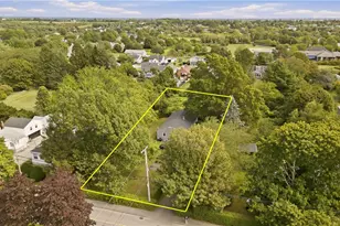 590 Turner Rd, Middletown, RI 02842 - Photo 7