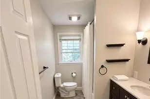 590 Turner Rd, Middletown, RI 02842 - Photo 15