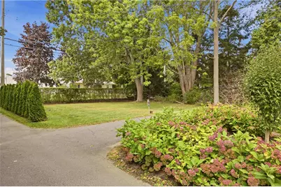590 Turner Road, Middletown, RI 02842 - Photo 11