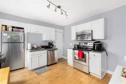 423 Thames Street #2, Newport, RI 02840 - Photo 11
