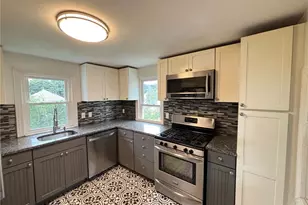 6 Angell St, West Warwick, RI 02893 - Photo 5