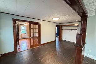 6 Angell St, West Warwick, RI 02893 - Photo 9
