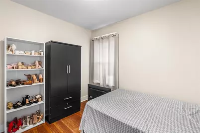208 Suffolk Avenue, Pawtucket, RI 02861 - Photo 15