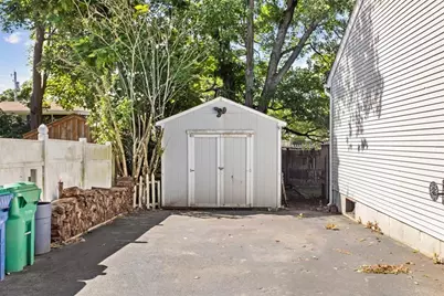 35 Kenwood Street, Warwick, RI 02889 - Photo 5