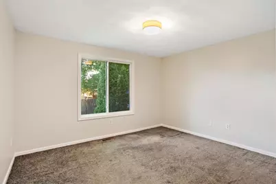 35 Kenwood Street, Warwick, RI 02889 - Photo 25