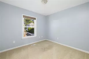 75 James St, East Providence, RI 02914 - Photo 29