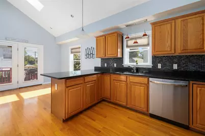 75 James Street, East Providence, RI 02914 - Photo 15