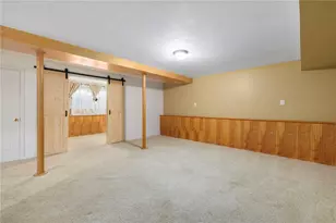 75 James St, East Providence, RI 02914 - Photo 33