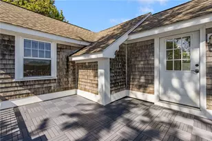 27 Seminole St, Warwick, RI 02889 - Photo 31