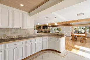 27 Seminole St, Warwick, RI 02889 - Photo 15