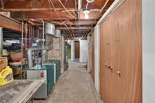 25 Zella St, Providence, RI 02908 - Photo 35