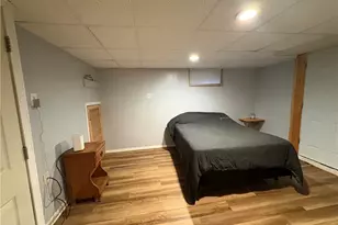 40 Standish Ave, Providence, RI 02908 - Photo 7