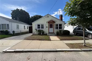 40 Standish Ave, Providence, RI 02908 - Photo 5