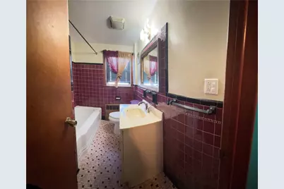 40 Standish Avenue, Providence, RI 02908 - Photo 25