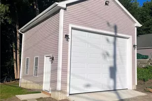33 Main St, Lincoln, RI 02802 - Photo 1