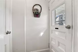 126 Coyle Ave, Pawtucket, RI 02861 - Photo 15