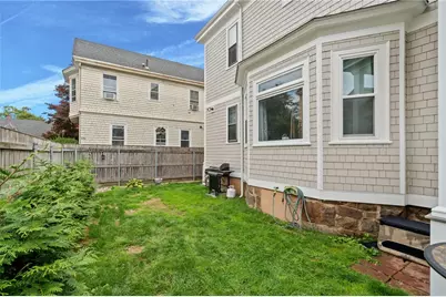 28 Rhode Island Avenue, Newport, RI 02840 - Photo 37