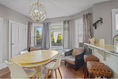 28 Rhode Island Avenue, Newport, RI 02840 - Photo 13