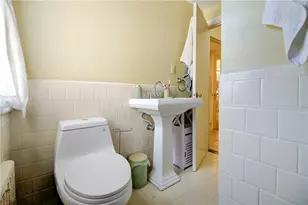 55 Jastram St, Providence, RI 02908 - Photo 11