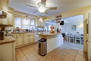 55 Jastram St, Providence, RI 02908 - Photo 3