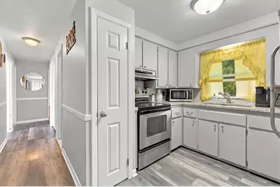24 Vincenzo Drive, West Warwick, RI 02893 - Photo 9