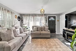 24 Vincenzo Dr, West Warwick, RI 02893 - Photo 3