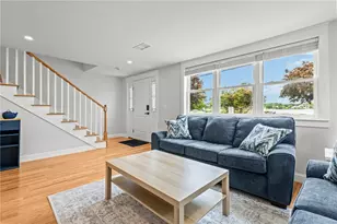 484 Thames St, Bristol, RI 02809 - Photo 3