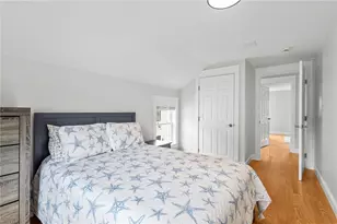 484 Thames St, Bristol, RI 02809 - Photo 13