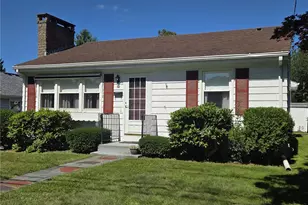 71 Fales Rd, Bristol, RI 02809 - Photo 1