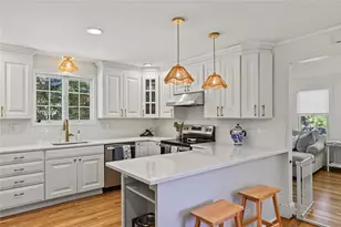 40 Grandview Ave, Lincoln, RI 02865 - Photo 15