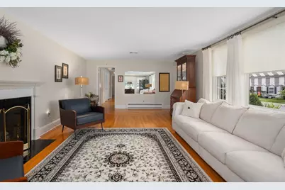 60 Alhambra Circle, Cranston, RI 02905 - Photo 13