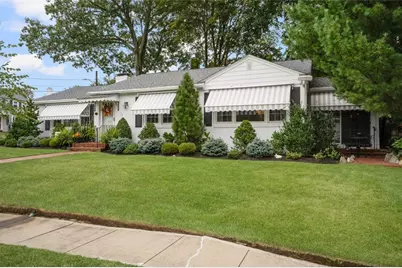 60 Alhambra Circle, Cranston, RI 02905 - Photo 7