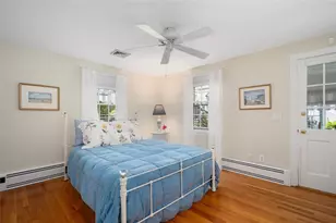 60 Alhambra Cir, Cranston, RI 02905 - Photo 25