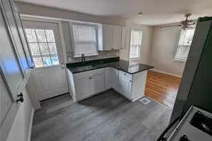 45 New Lexington Rd, North Kingstown, RI 02852 - Photo 5