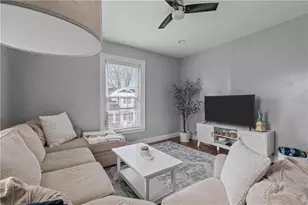 5 Elliot Pl, Newport, RI 02840 - Photo 3