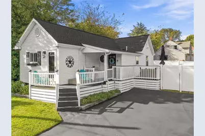 37 Oxford Avenue, Warwick, RI 02889 - Photo 1